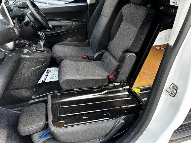 Peugeot Partner image 10